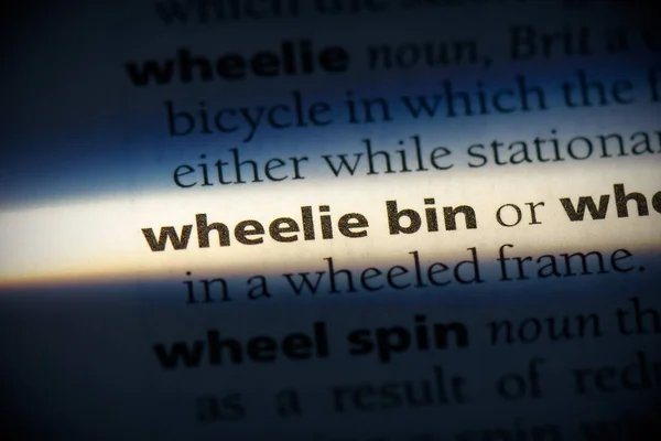 Wheelie Bin Word Highlighted Dictionary Close View — Stock Photo, Image