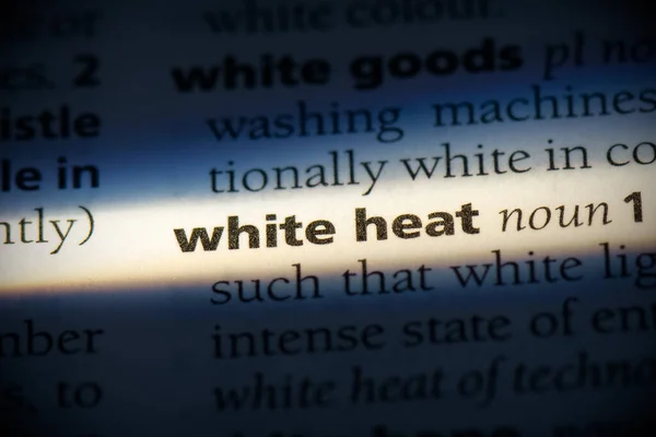 Λευκή Λέξη Θερμότητας Τονισμένη Στο Λεξικό Κοντινή Προβολή — Φωτογραφία Αρχείου