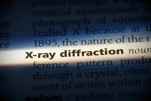 词典中突出显示的X射线衍射词 — 图库照片