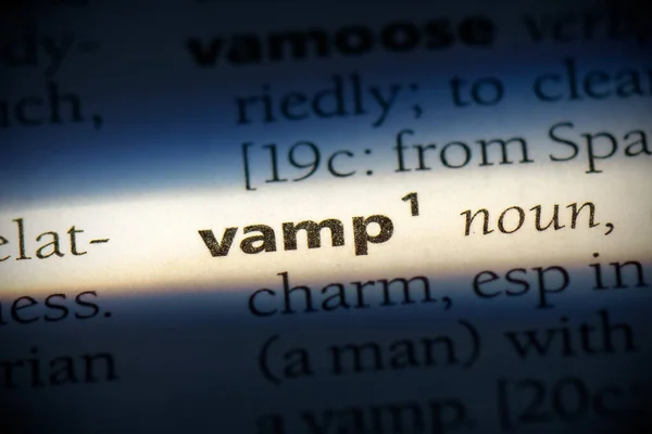 Sözlükte Vurgulanan Vampir Kelimesi Görünümü Kapat — Stok fotoğraf