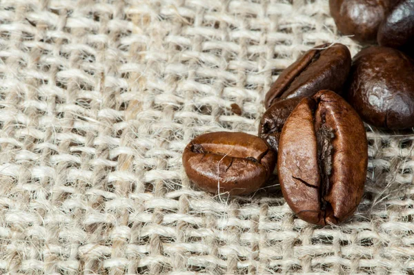 Braun Geröstete Kaffeebohnen Und Canva Textil Kopierraum — Stockfoto