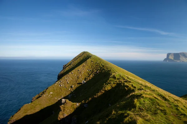 Kallur Deniz Feneri Yürüyüş Yolu Kalsoy Adası Faroe Adaları — Stok fotoğraf
