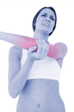 dirsek ağrısı ile zinde bir kadın düşük açılı görünüş