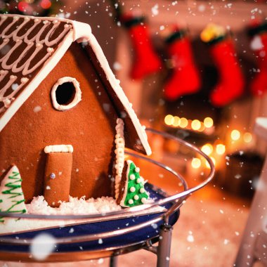 Noel bayrağının birleşik görüntüsü