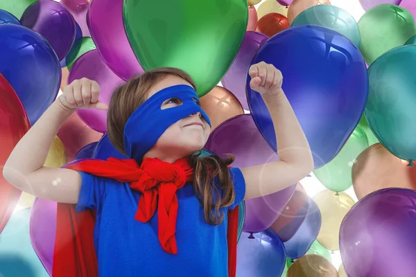 Flicka Klädd Som Superhjälte — Stockfoto