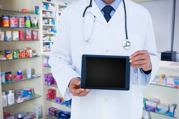 Doctor Sosteniendo Una Tableta Digital Concepto Salud Medicina — Foto de Stock