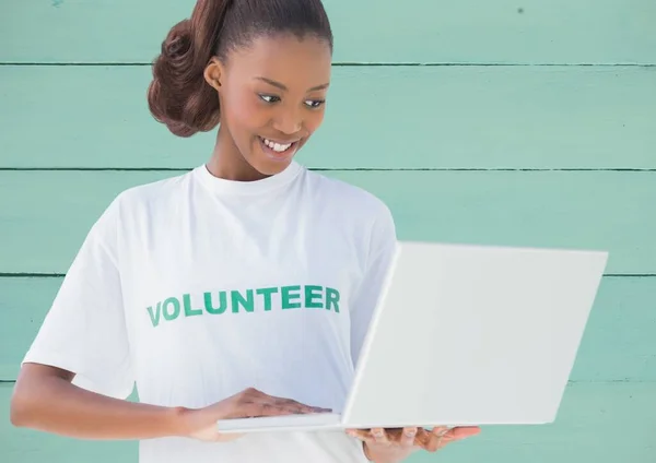 Digitaler Verbund Von Freiwilligen Mit Laptop — Stockfoto