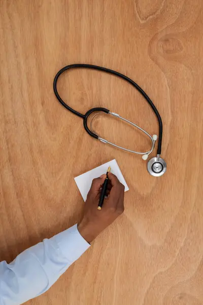 Doctor Writing Prescription Notepad — Stock Photo, Image