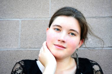 Portre, olgun kadın güzelliği..