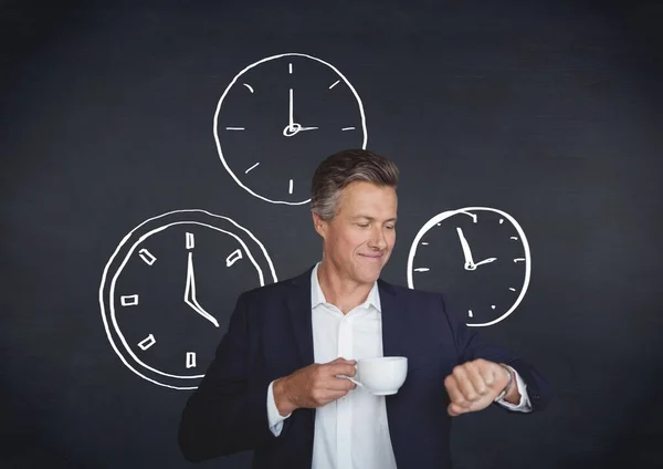 Hombre Negocios Mirando Reloj Relojes Tiempo Frente Pizarra —  Fotos de Stock