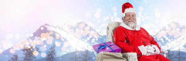 Weihnachtsmann Mit Winterlandschaft Mit Geschenken — Stockfoto