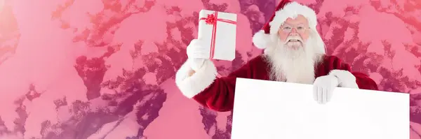 Weihnachtsmann Winter Mit Geschenk Und Weißer Karte — Stockfoto