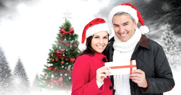 Weihnachten Winterpaar Mit Weihnachtsbaum Und Geschenk — Stockfoto