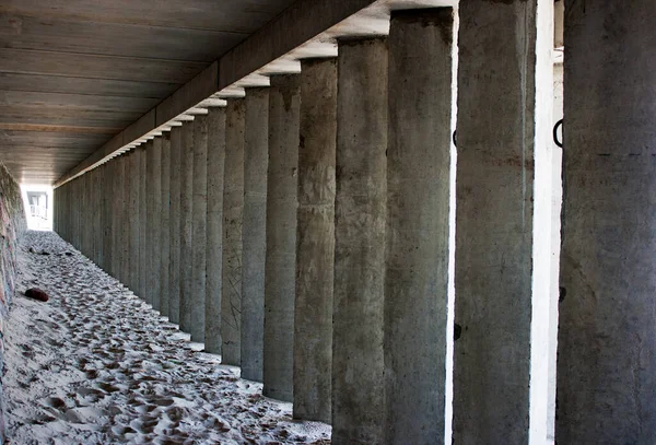Empty Corridor Concrete Columns — Stock Photo, Image