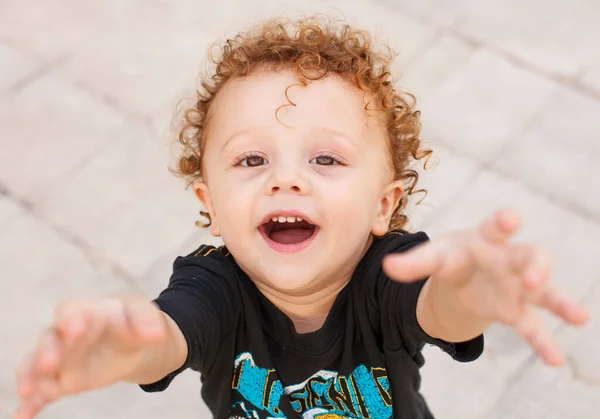 幸せな子供の肖像画 — ストック写真