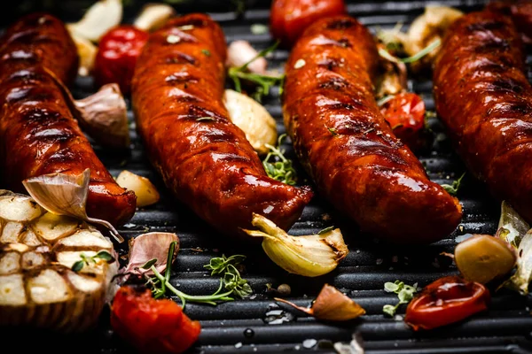 Barbecue Pork Sausages Grilled Vegetables Garlic Herbs — Stock Photo, Image