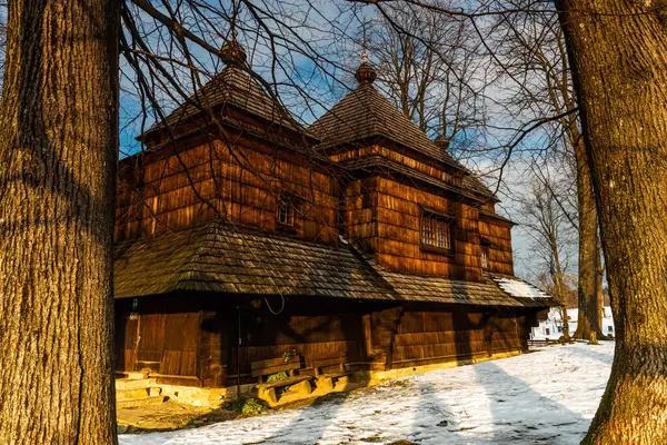 Смольницкая Деревянная Православная Церковь Карпатские Горы Бещ — стоковое фото