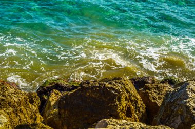 Deniz manzarası çok güzel. Doğa, seyahat arka planı 