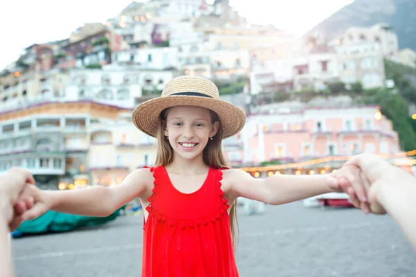 Sıcak Güneşli Bir Yaz Gününde Talya Nın Positano Şehrinde Sevimli — Stok fotoğraf