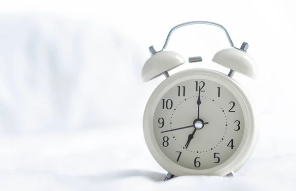 Alarm Clock Bed Wake Time — Stock Photo, Image