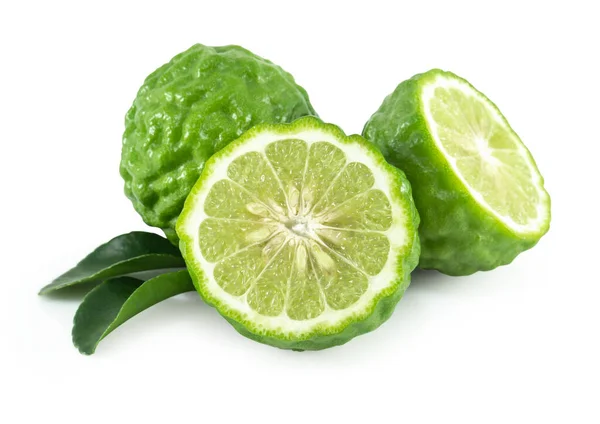 Färsk Bergamott Frukt Skivor Med Gröna Blad Isolerad Vit Bakgrund — Stockfoto