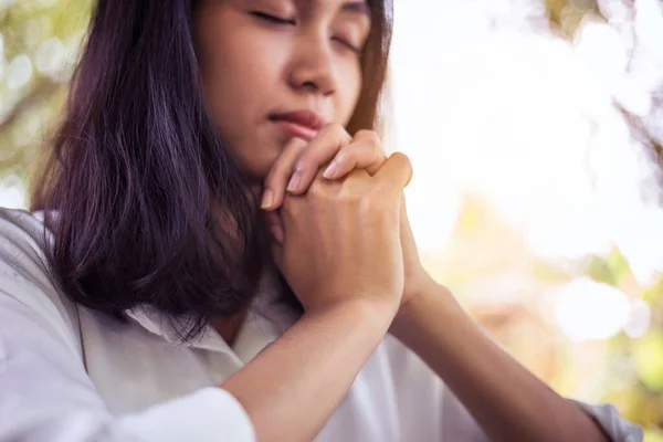 Woman Prayed Morning Glow — Stockfoto