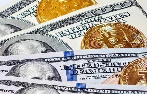 Guld Bitcoin Hundra Dollar Amerikanska Sedlar — Stockfoto