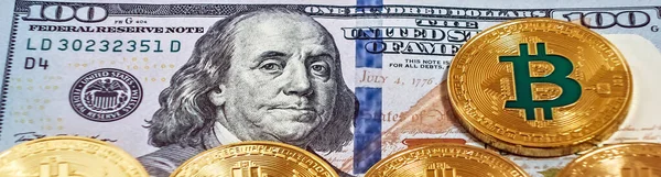 Gold Bitcoin Coin One Hundred Dollars Bills — Stock Photo, Image