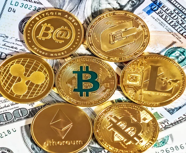 Bitcoin Kryptowährung Geld Von Banknoten Tauschen Btc — Stockfoto