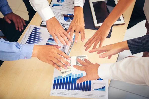 Group Businessmen Reaching Out Take Money Table — Stock Photo, Image