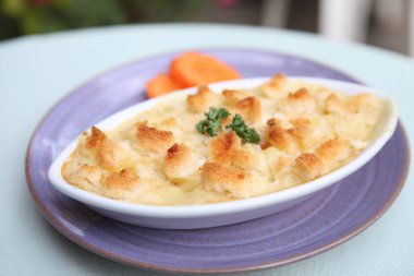 peynirli makarna kapat