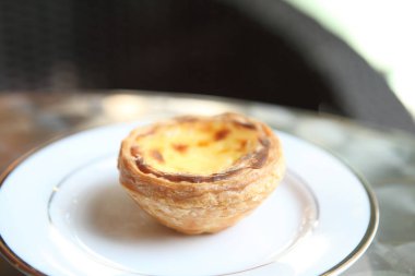 Lezzetli pişmiş pastanın yakın görüntüsü 