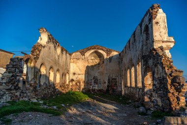 Aşkın Şelalesi (Nebiler Şelalesi) Dikil, İzmir, Türkiye