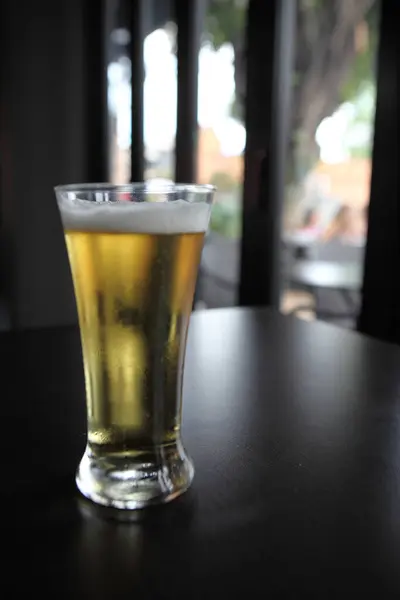 Bier Glas Aus Nächster Nähe — Stockfoto