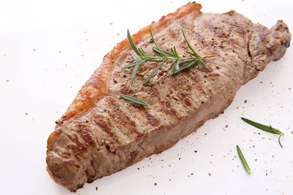 Grilovaný Hovězí Steak Paprikou Rozmarýnem — Stock fotografie