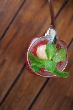 Lychee mocktail yakın çekim