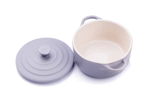 白い背景のセラミック灰色の鍋 — ストック写真