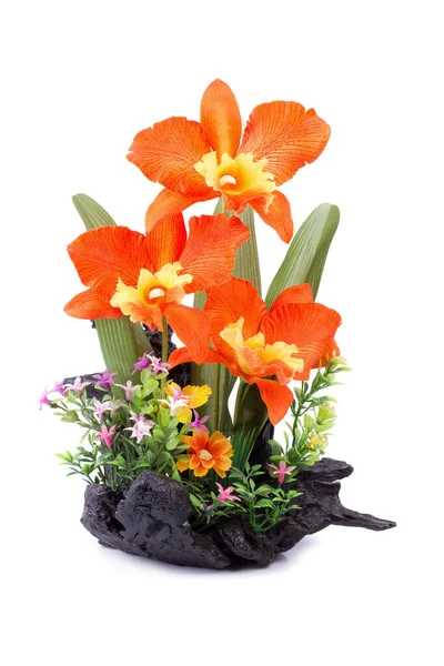 プラスチックの花の花束 白を基調としたプラスチック花 — ストック写真