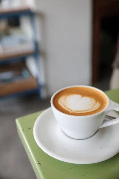 Свежеприготовленный Кофе Вблизи — стоковое фото