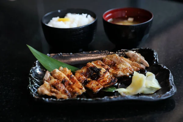 Japońskie Jedzenie Kurczak Teriyaki Ryżem — Zdjęcie stockowe