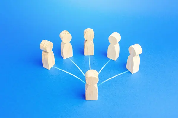 Die Führungspersönlichkeit Ist Durch Leitungen Mit Den Mitarbeitern Verbunden Teamarbeit — Stockfoto