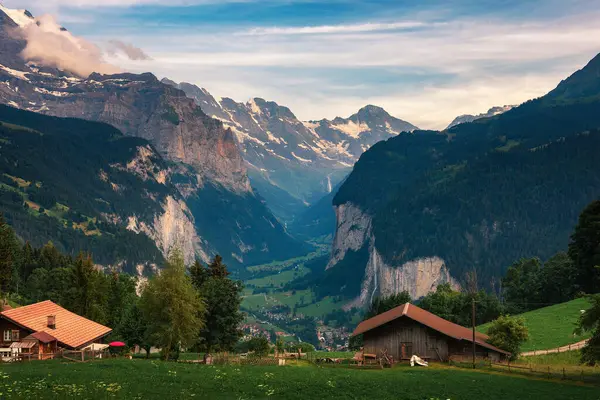 Lauterbrunnen Valley Swiss Alps Viewed Alpine Village Wengen — Stock Photo, Image