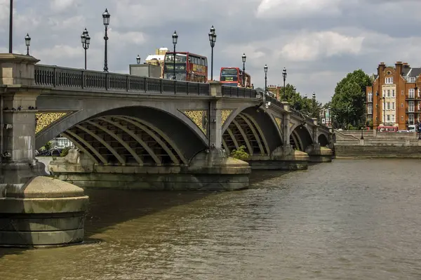 Puente Battersea Londres —  Fotos de Stock