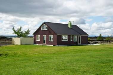 İzlanda 'da ev manzarası