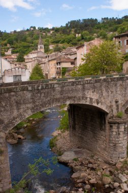 Alps bölgesindeki rhone köyü, Fransa