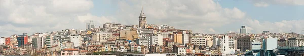 トルコ イスタンブールとボスポラス海峡の上都市の景観 — ストック写真