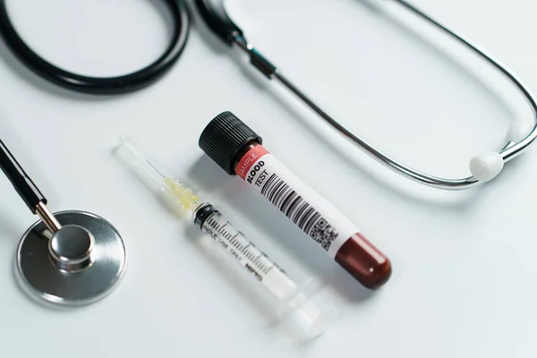 Krevní Testy Zkumavky Syring Stetoskop Laboratoři — Stock fotografie