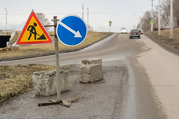 Señal Tráfico Desvío Reparación Carreteras — Foto de Stock