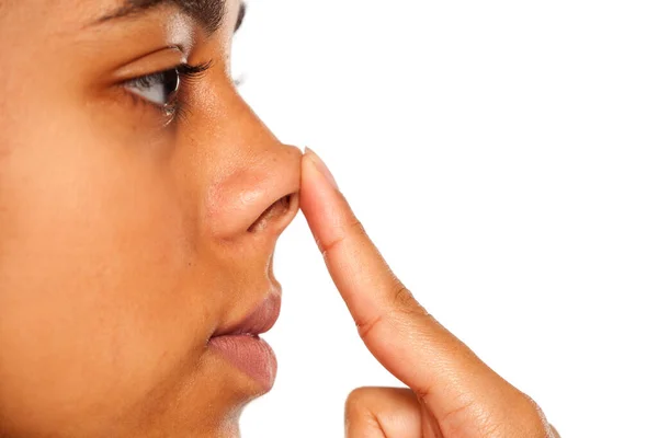 Dark Skinned Woman Touching Her Nose — Stock Photo, Image