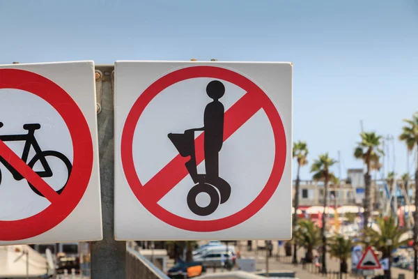 Señales Tráfico Que Prohíben Acceso Las Bicicletas Segway — Foto de Stock